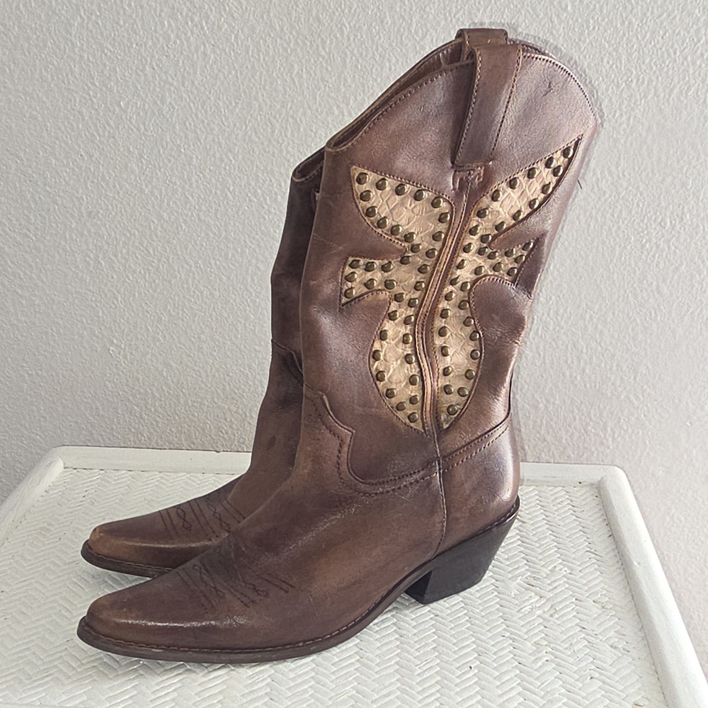 Brown Western-Style Women's Boots